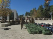 Israelische Soldaten am Eingang zum Gedenkort Yad Vashem am 11.11.2013