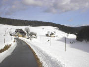 Blick nach Osten im Eschengrund zum Eschengrundhof mit Husle (rechts) am 2.2.2004