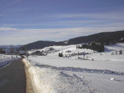 Blick nach Sden zum Wilmershof (links), Unterwirtshaus und Balzerhof (links) am 1.2.2004