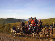Blick nach Norden beim Kaltwasserhof oberhalb Horben-Eduardshöhe - Familienausflug mit drei Kindern (das gibts nur noch sehr selten in D) in die Sonne