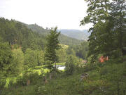 Blick über den Langmichlhof nach Norden auf Waldkirch am 3.9.2004