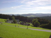 Blick nach S�den �ber Heiligenbrunnen auf Hinterzarten am 9.8.2005