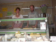 Melcherhof-Ehepaar Herr auf dem Littenweiler Bauernmarkt 2.7.2005