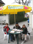 Greenteam Grnerwal sammelt Unterschriften