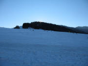 Blick nach Sden zum Skihang Spitzenberg am 7.1.2006 kurz nach dem Verscheinden der Sonne
