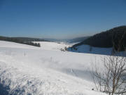 Blick von der Westweg-Loipe bei Kalte Herberge nach Osten ins Uracher Tal am 23.1.2006