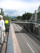 Blick nach Osten ber die B31 bis zum Hinterwaldkopf am 9.7.2006