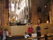 Bauwand vor dem Altarraum im Münster am 6.7.2006