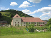 Blick nach Westen zum Oberrieder Kloster am 7.6.2006