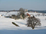 Tele-Blick nach Osten ber den Fallerhof auf St. Mrgen am 18.3.2006 um 16 Uhr