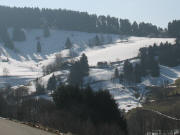 Blick vom Zimmerthaisenhof nach Südwesten zum Schletterlehof am 20.3.2006