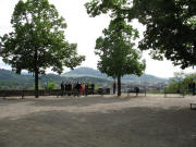 Blick nach Südwesten über den Kanonenlatz zum Schönberg am 19.5.2006