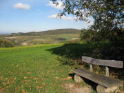 Blick ber  "Auf der Eckt" nach Norden zum Ritzenberg ob Mauchen am 2.11.2006