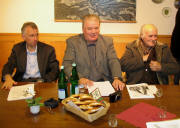 Touristik-Geschäftsführer Dr. Jörg Steinhardt, Eisenbachs Ex-Bürgermeister Siegfried Scharf und Rektor i.R. Karl Harter (von links) am 30.11.2006