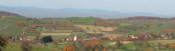 Tele-Blick von St.Johannis Breite nach Nordwesten übers Eggenertal zu Steinenkreuzle und Vogesenam 16.11.2006