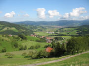 Blick bers Strchen nach Erlenbach und Oberried ins Dreisamtal am 5.9.2006