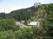 Blick vom schmalen Steig zum Httenwasen nach Osten zur Zastlerhtte am 5.9.2006