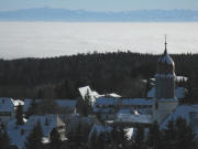 Blick vom Turm nach Sdosten ber Hchenschwand zu den Alpen am 21.12.2007