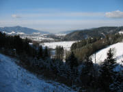 Blick nach Sdwesten vom Huslemaierhof ins Dreisamtal und zum Kybfelsen am 26.1.2007