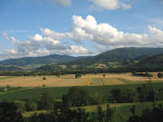 Blick vom Attental am 21.6.2007 nach Süden bis Oberried (links) und Neuhäuser
