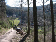 Blick nach Sdosten zu Davidhusle (rechts) und Holzeckhusle (oben) am 11.3.2007