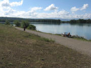 Blick nach Sdosten ber den Rimsinger Baggersee zum Belchen am 4.7.2008