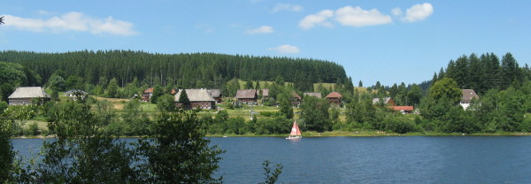 Blick nach Norden ber den Schluchsee auf Aha am 24.7.2008