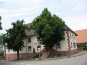 Blick nach Nordosten zum Gasthaus Freihof am 4.6.2009