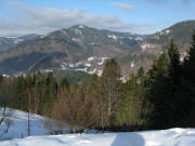 Blick nach Norden ber Prg und die Strasse Prg-Bernau zum Sengalenkopf am 27.1.2009