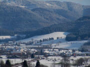 Tele-Blick vom Kappler Eck nach Osten auf Kirchzarten am 2.1.2010