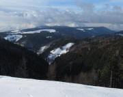 Blick vom Lachenhusle am 6.2.2010 nach Nordwesten ber die Wilde Gutach zu St.Mrgen und Kandel 