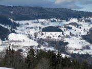 Tele-Blick von Rohrberg nach Westen übers Wiesental zu Käsern am 21.2.2010