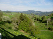 Blick von Gresgen nach Nordosten gen Adelsberg am 29.4.2010