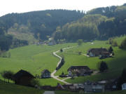 Blick nach Sden von Finsterbach kommend auf Biederbach-Ort am 18.4.2011