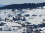 Tele-Blick nach Westen von der Erlenbacher Weide auf Hofsgrund am 6.2.2011