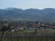 Blick vom Batzenberg nach Sdosten ber Kirchhofen zum Belchen am 26.3.2011