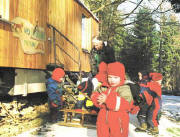 Waldkindergarten "Fuchsbau" in FR-Kappel im Winter 2002